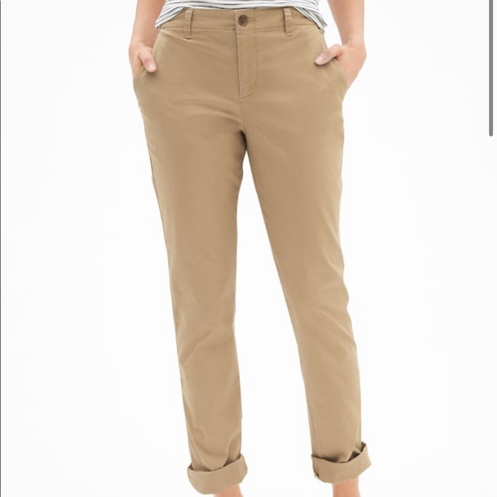 GAP girlfriend chino khaki pants